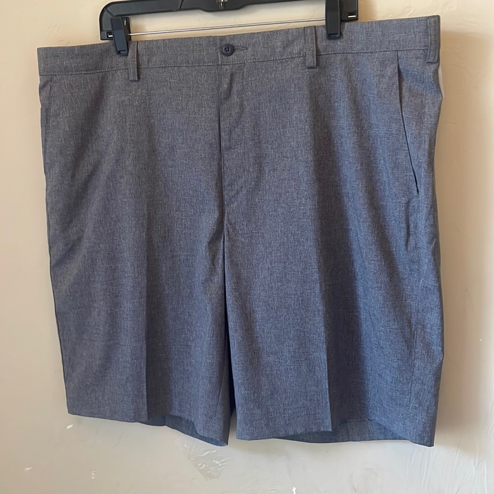 NWT PGA Tour Golf Shorts! Men’s 42